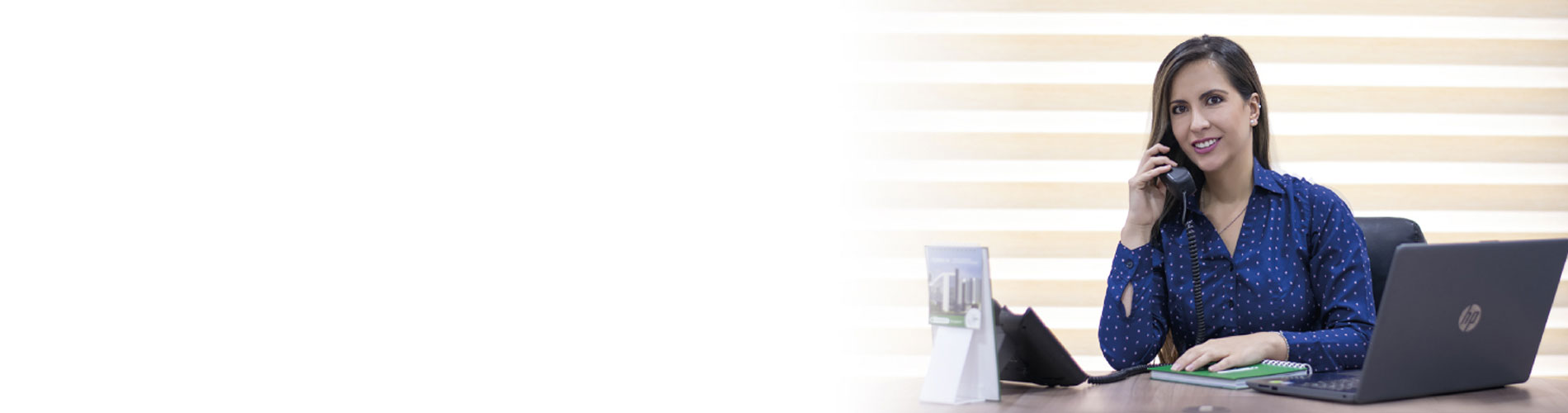 <p>Formularios y <strong>solicitudes</strong></p>